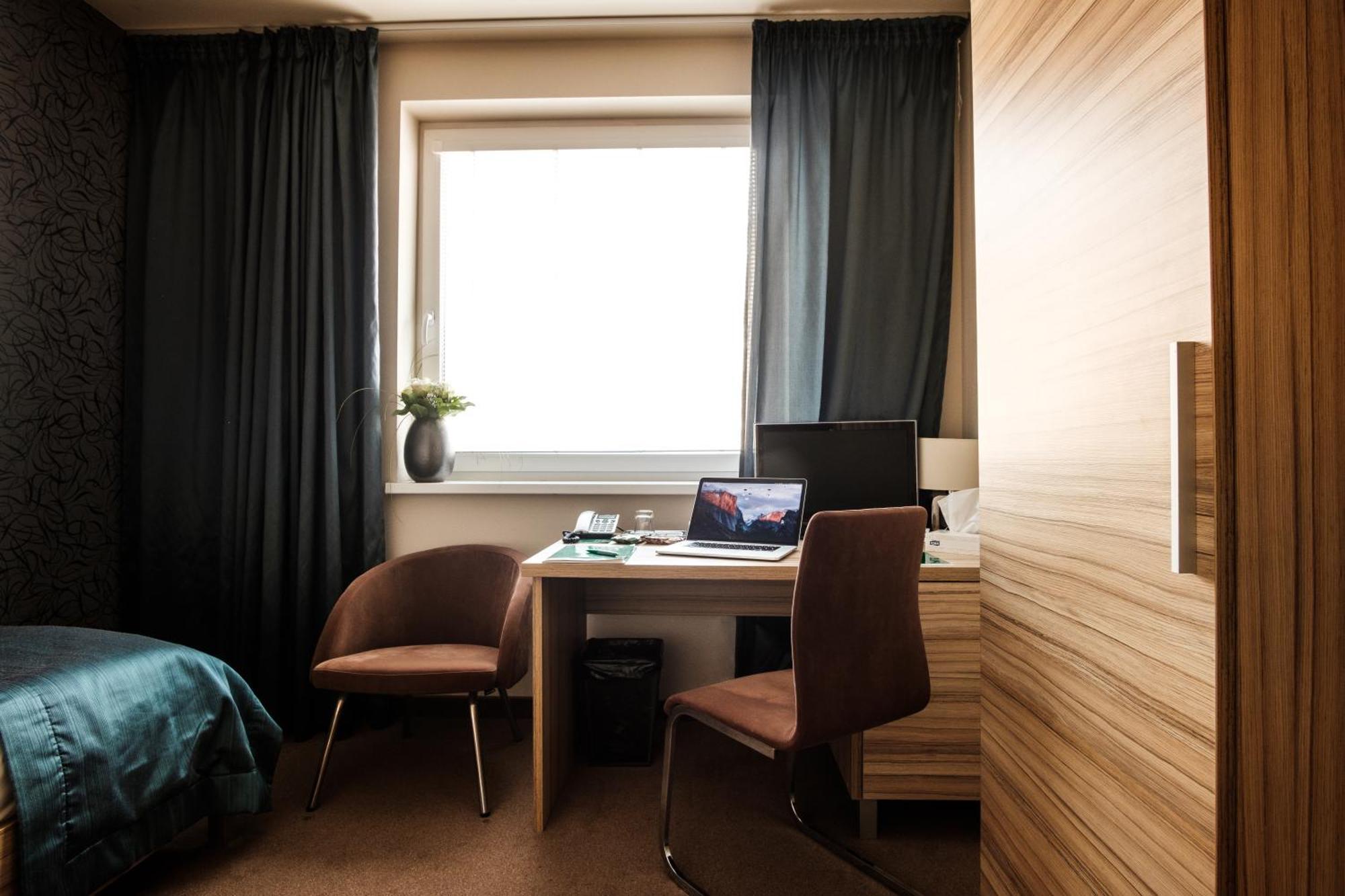 Hotel Deluxe With Free Wellness And Fitness Centrum Nitra Quarto foto